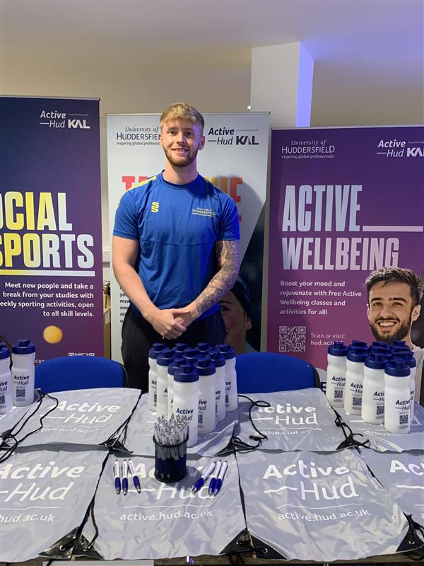ActiveHud Staff on a stall